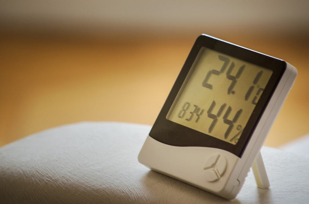 Comment utiliser un hygromètre pour maintenir une humidité optimale dans votre maison ?